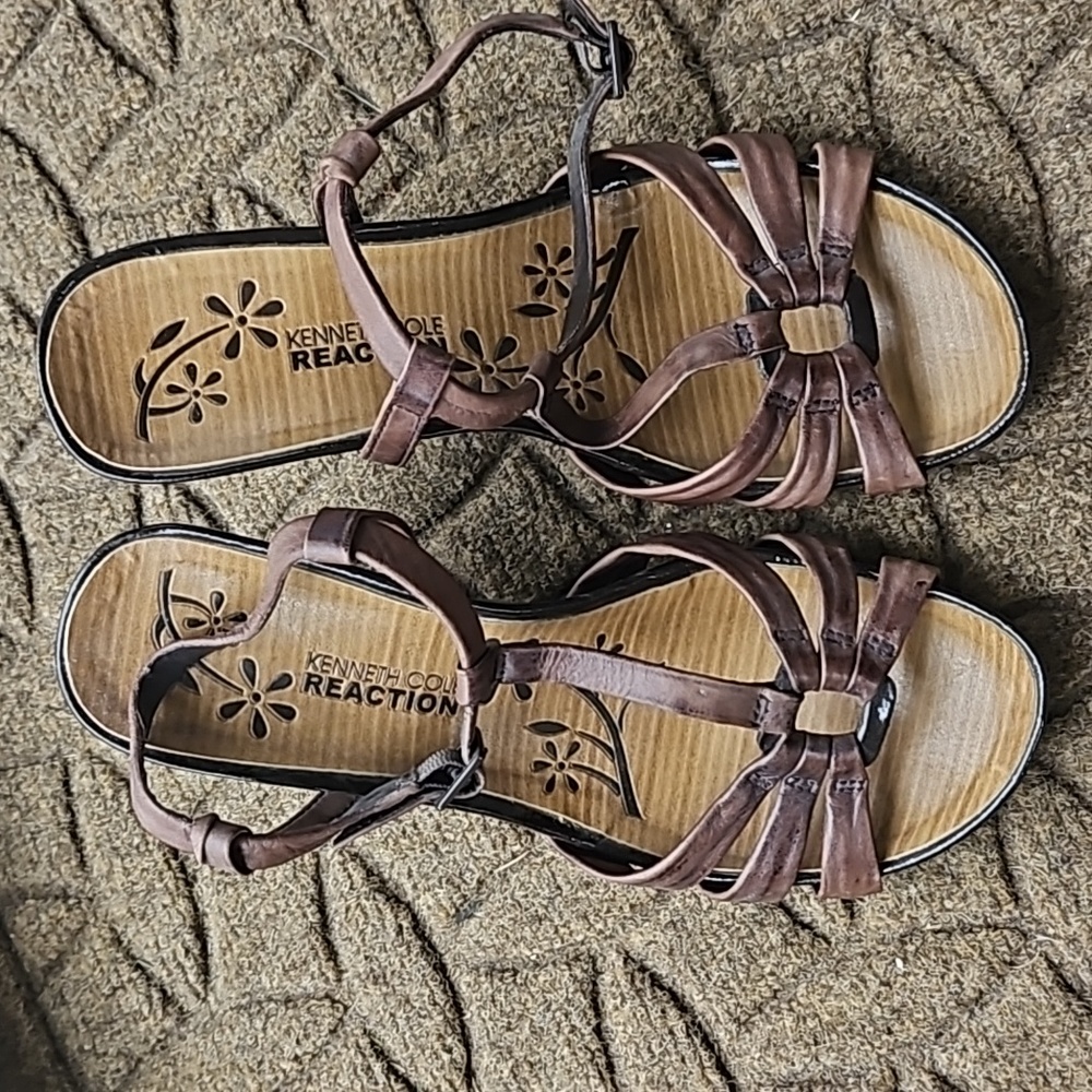 Kenneth Cole Reaction Wedge Sandal